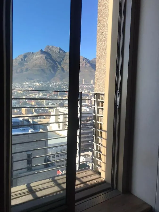 Iconic Cartwright - Luxury And Amazing Views - No Loadshedding Apartment Cape Town